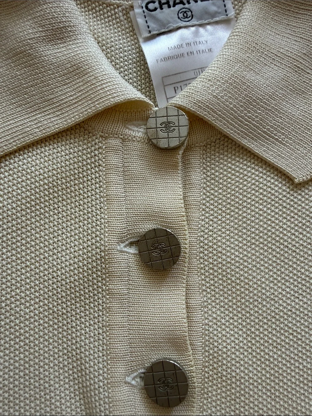 CHANEL authentic excellent